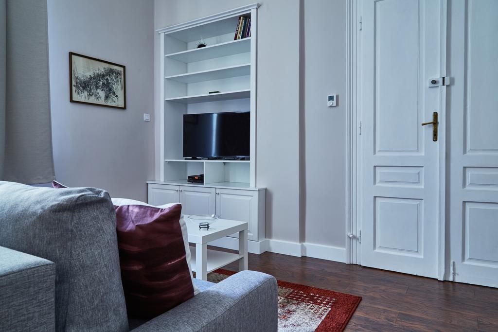 Krakow Old Town 2 Bedroom Royal Apartment Exterior photo